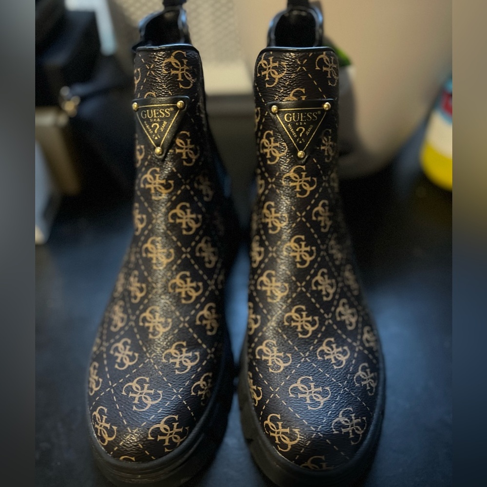 GUESS Hestia Boot